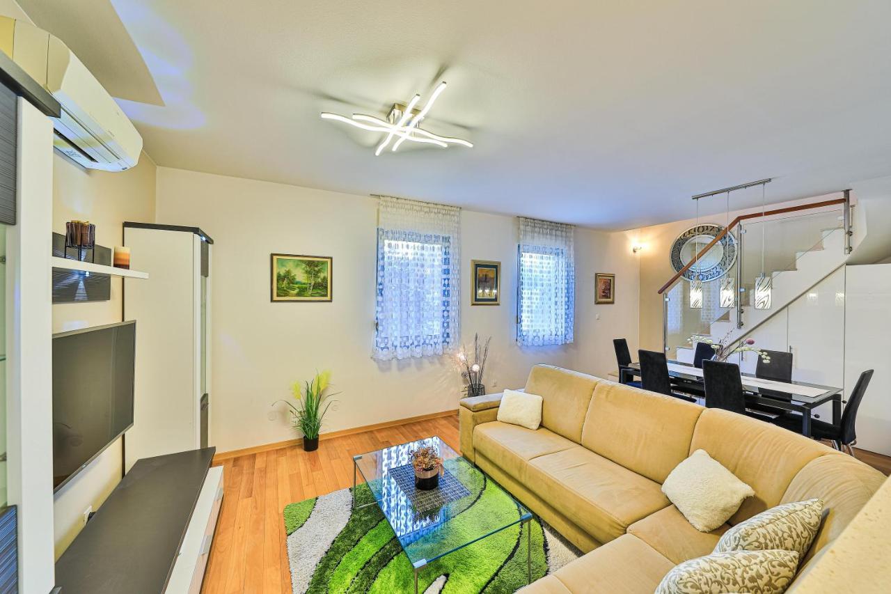 Apartman Toni Apartment สปลิท ภายนอก รูปภาพ