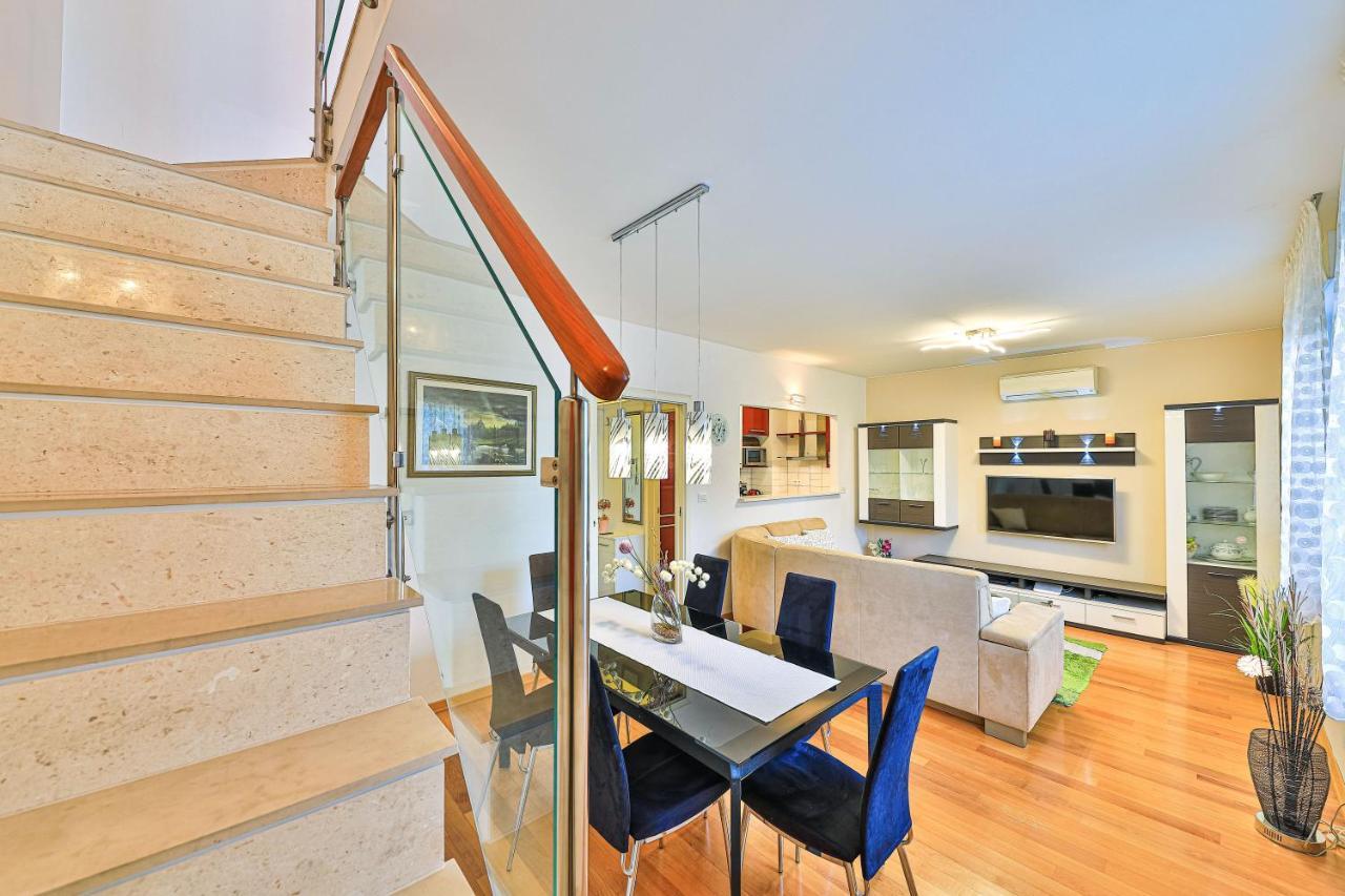 Apartman Toni Apartment สปลิท ภายนอก รูปภาพ