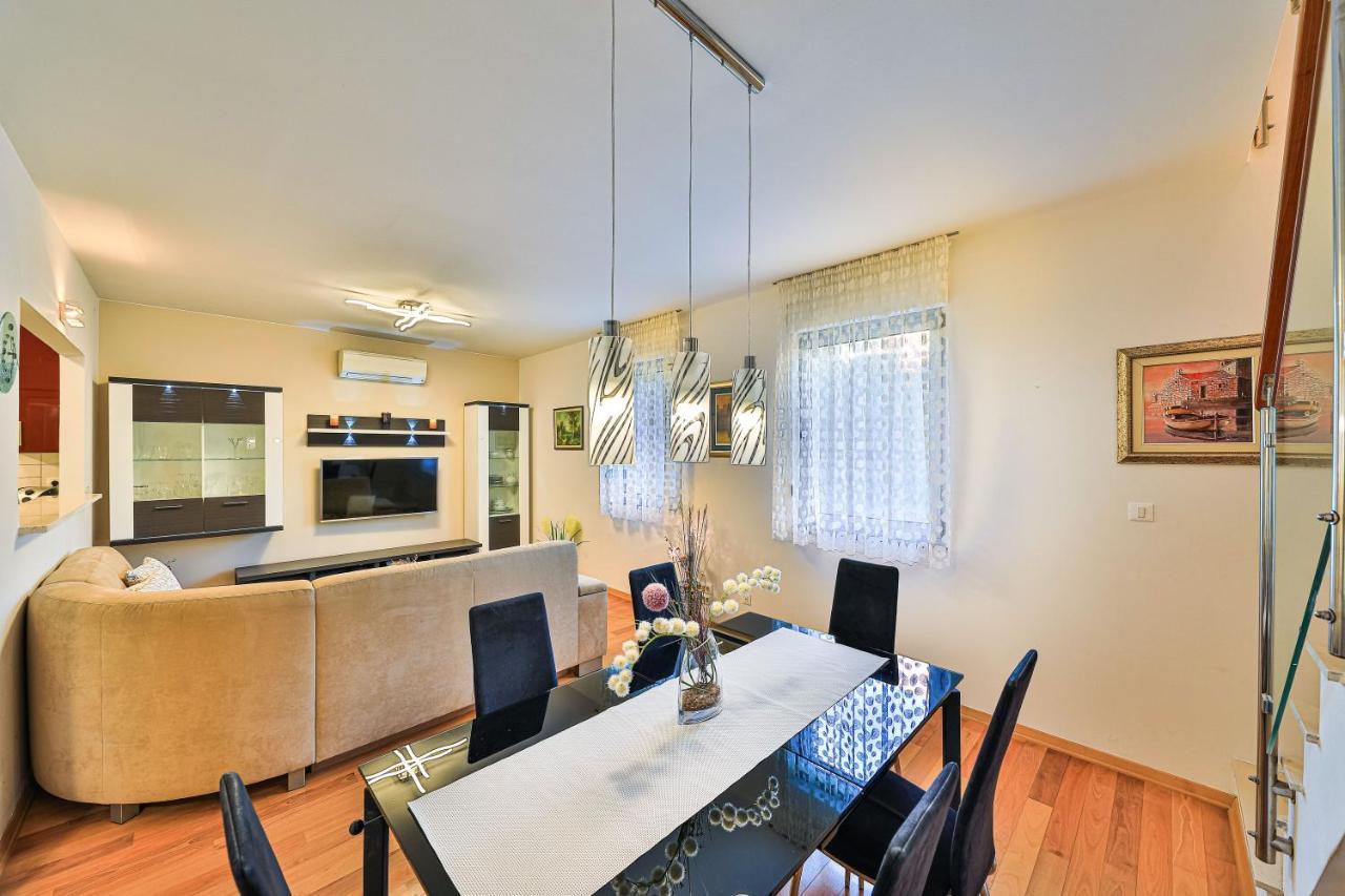Apartman Toni Apartment สปลิท ภายนอก รูปภาพ